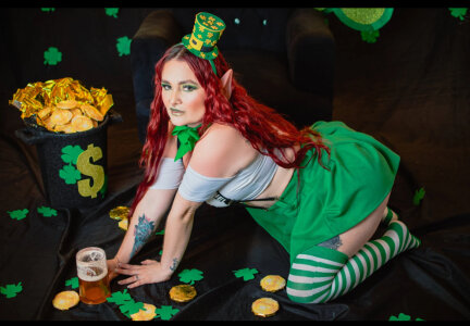 AlejandraMartinezz “Hoy se celebra con verde… y buena actitud 🍀😜 #StPatricksDay” Pic 2