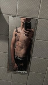 x_daviid_x Public Pic 3