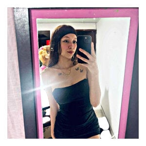 Zafira_Mayeers one wand designed his body And the truth, if it is more good. 🎶🥰✨ Pic