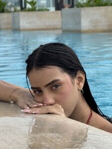 hanna_honey_girl pool poses 사진 4