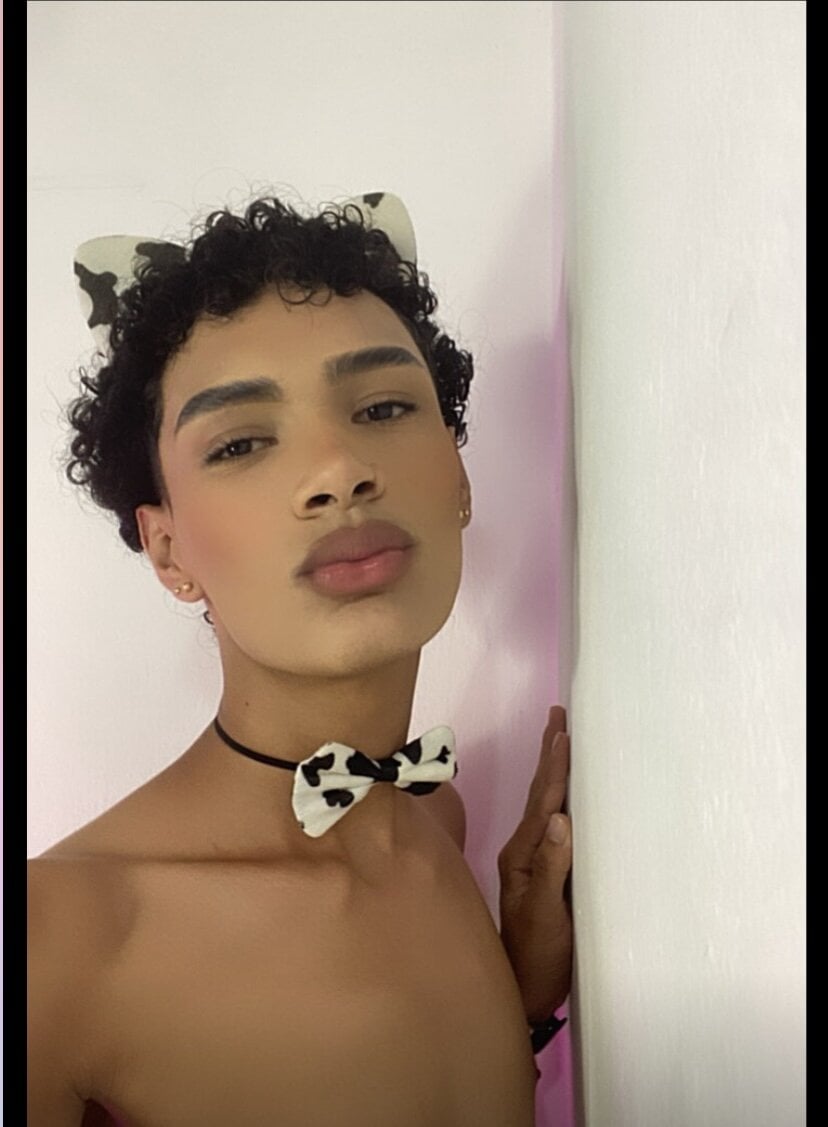 Трендове зображення  3891 HotboyLyan