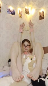 Chat with WeLoveHardSex's Free Live Sex Cam & More