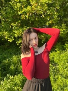 MoonVelourA Quiet Moment in the Sun图片 2