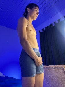 Aura_Kyle Public Immagine  2