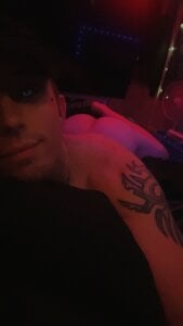 nickatnite1227 Public Pic