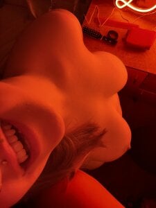 ladysofi02Public Bild