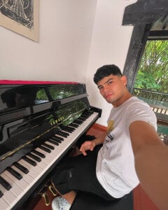 JacobandAurora Public Pic