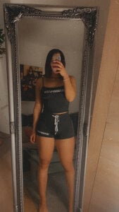 Selin_xoxo Cutie in the gym Bilde 6