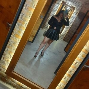 hilarymilky Me รูป  3