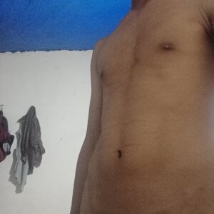 Parjoo1234 Public Pic 3