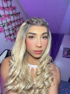 caribbean_passion_ A beautiful sexi girl Pic 2