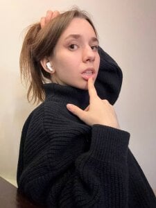 PetraHambelton calmness Pic 5