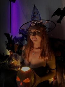 JeannieFox_ 🎃Halloween🎃 Pic 3