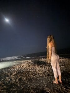 gabbiefoxthx 🌊 🪸⚓️  8টি ছবি