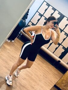 samantha_foxyy a day of gym routine รูป  2
