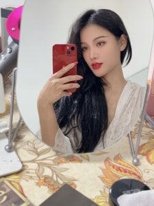 sharony_x Public Pic 2