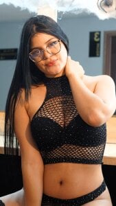 VictoriaKings Mirror Mirror Pic 7