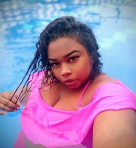 anai_valentinex Look at my photos Pic