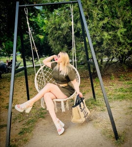 GoddessAnny_Roses Public Billede 8