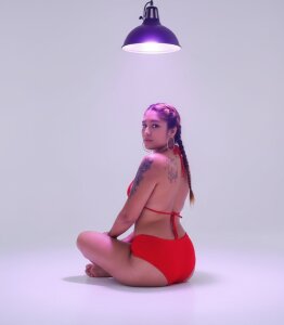 Scarlett-vide Public Pic 2