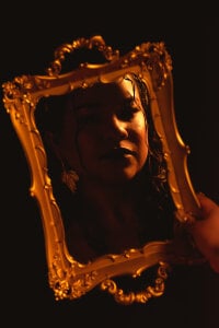 Anagreys Golden Pic 6