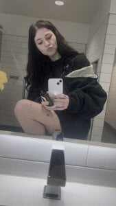 izzybellaaa Me Poză