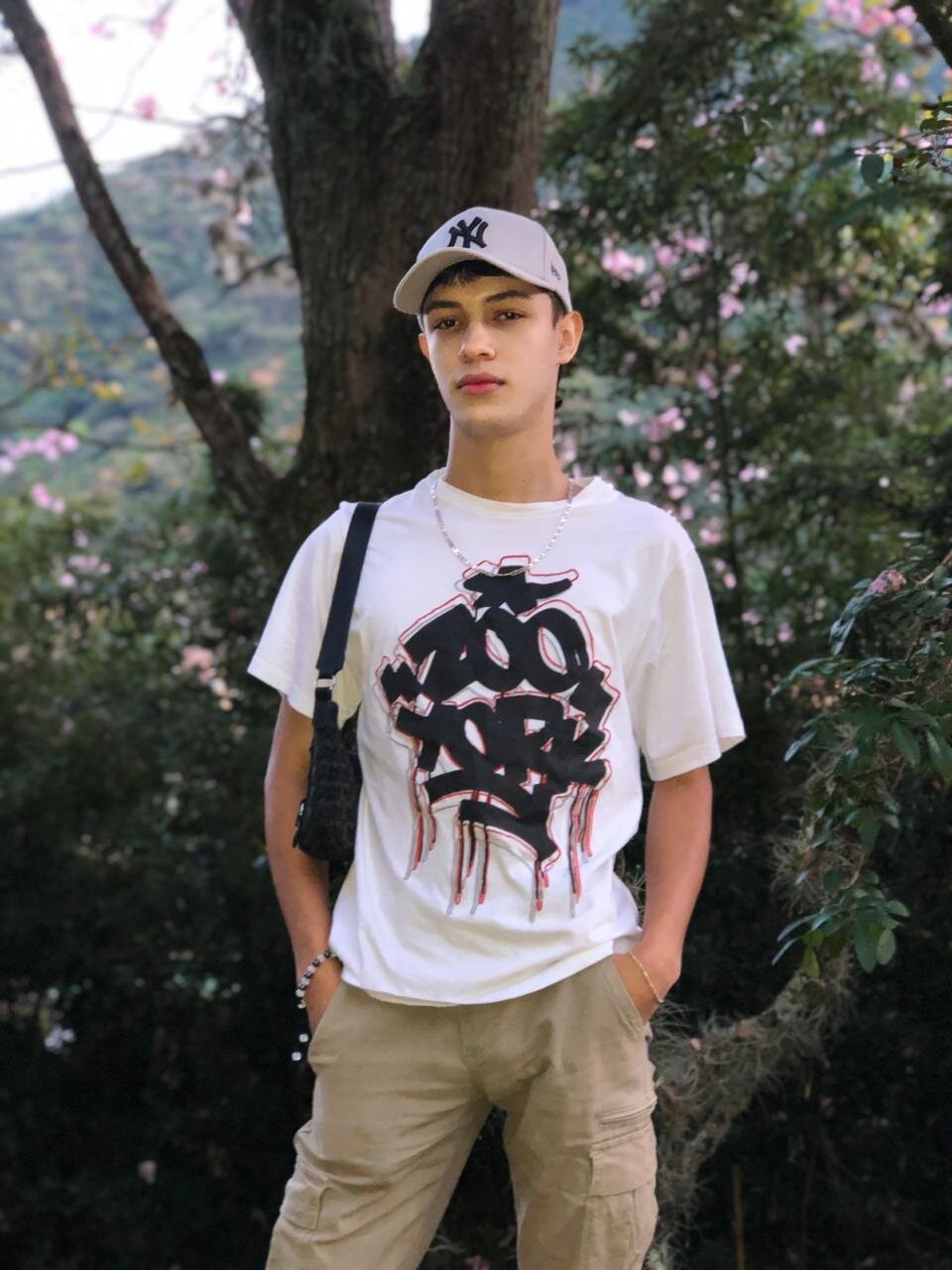 Трендове зображення  6316 Alexxus_Smith