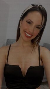 LolaSB 🍓🍓🍓 รูป 