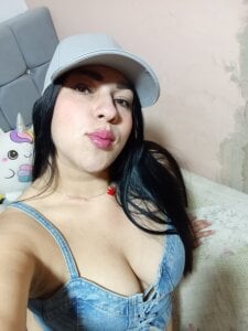 hellen_Arth Public Pic 6