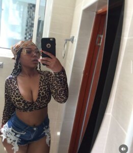 Melanyy_Jackson
