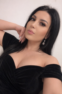 LuissaJ Public Poză