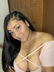 DaniielleRogg Public Pic