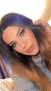 NadiraNoor 👁️👁️ Foto 5