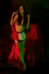 nataliiiiia Do you want to see what red hides? 🍎 Pic