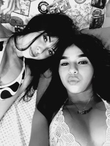 ZaraANDIsabella sexy girl Pic 7