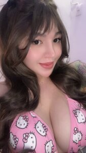 urbaby_monica QUEEN MONICA 圖片