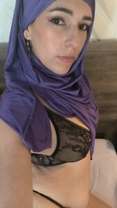 Face de selem_hadid  2 Imagens