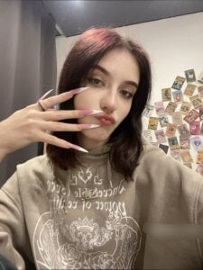 BelindaParbs what does this sign mean🤘 Pic 2