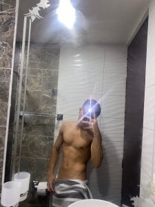 Marcus_Moreno shower صورة واحدة|Marcus_Moreno shower صورتان|Marcus_Moreno shower  صور|Marcus_Moreno shower  صورة