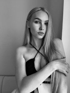 olivia_hi Public Pic 5