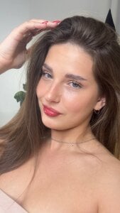 RevaFazekas cuties Pic