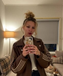 MonicaCreatAdult Monochrome Binding Pic