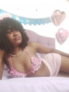 Cherry_BloomK Cinnamon on your skin Pic 3