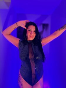 VictoriaHenao Pure Temptation💋💜 Billede 6