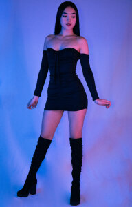 TaniaEvanss Public Pic 4