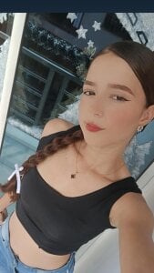 ElyraBloom Good morning, my favorite spark ☀️✨ I’m live from 8:30 a.m. to 3:30 p.m., glowing with calm allure, Pic 2