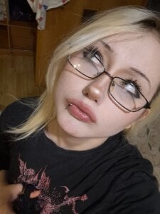 StellaZeolla boring day Pic 2