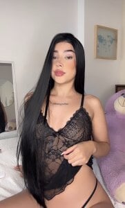 SofiaClarkson Public Pic 8