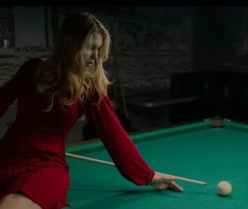 ShariLappas Public Poză