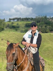 Public de FredericSloan  3 Imagens